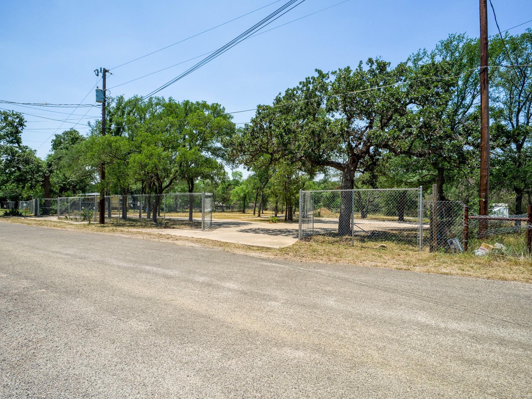 2805 Kingdom DR