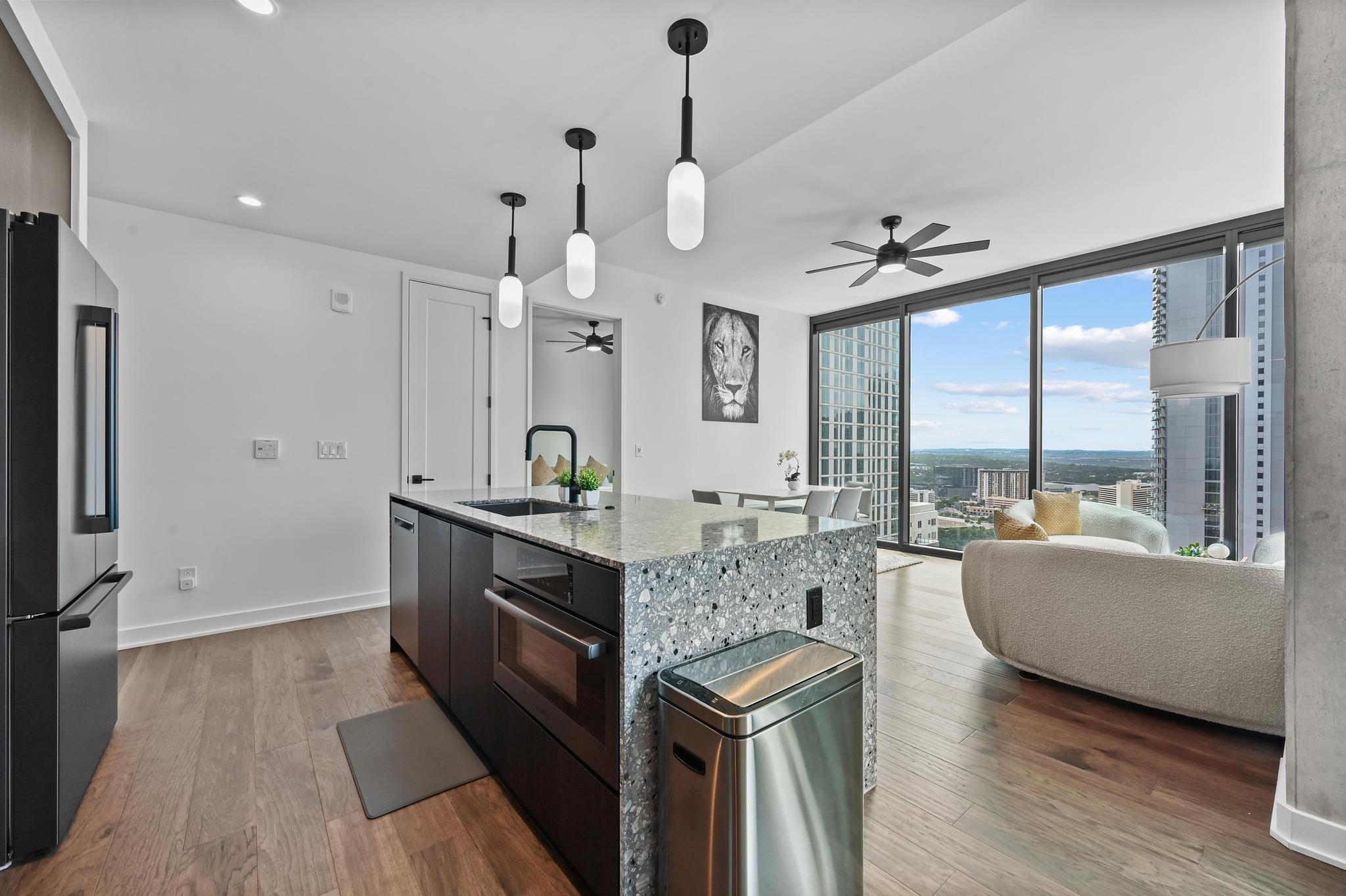 84 East Ave 2701