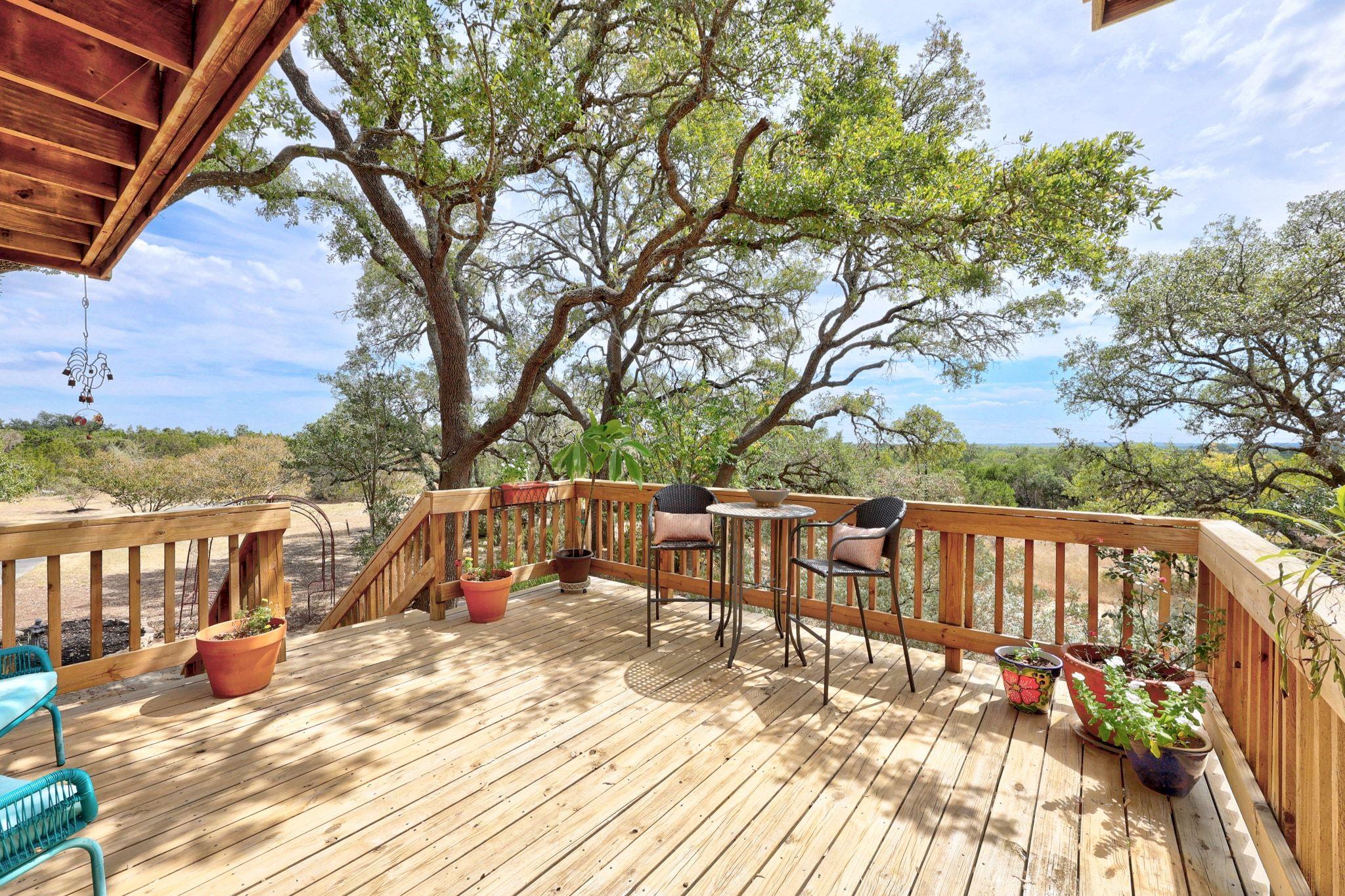765 Rolling Oaks DR