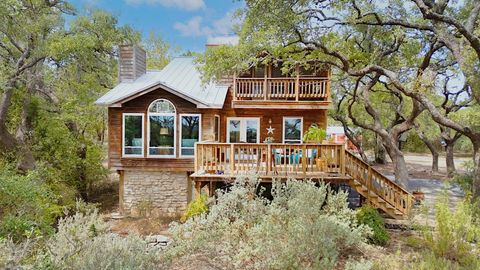 765 Rolling Oaks DR Driftwood TX 78619