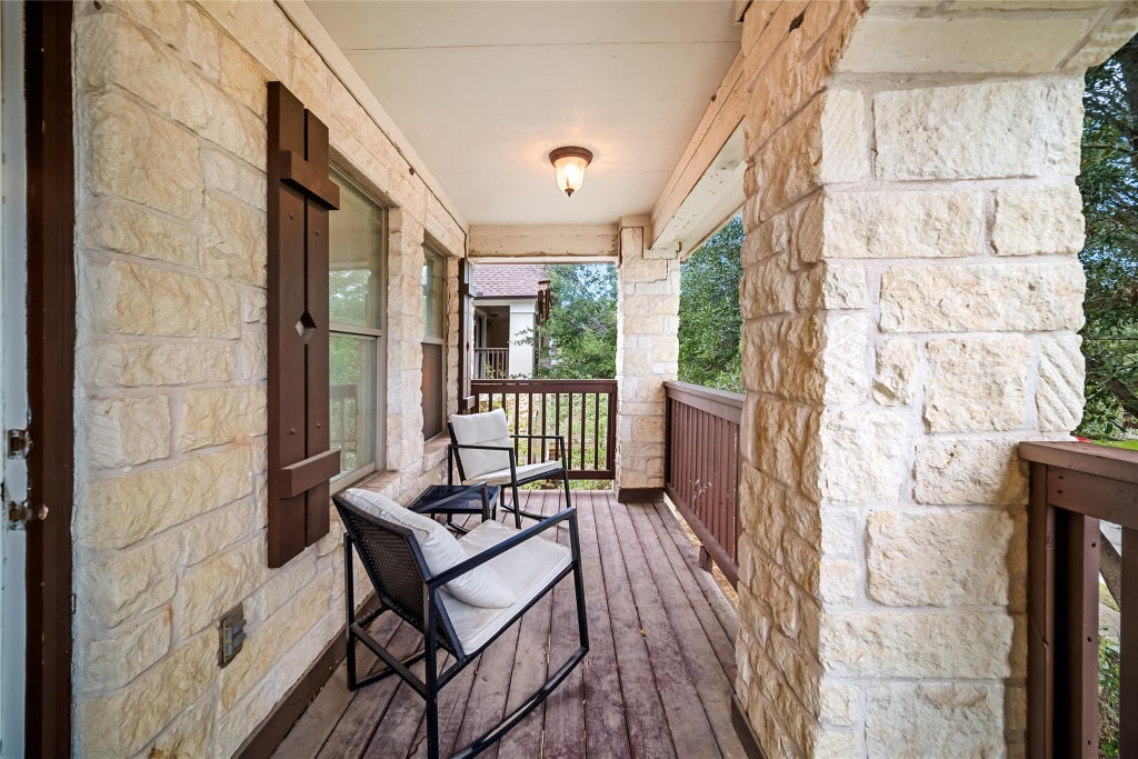 Photo of 321 Angel Oak ST, Austin, TX 78748 (MLS # 7926736)