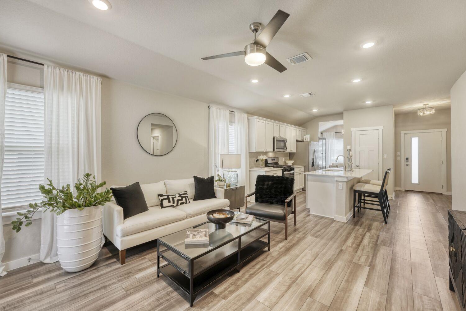 200 Coda Xing, Georgetown, TX, 78633