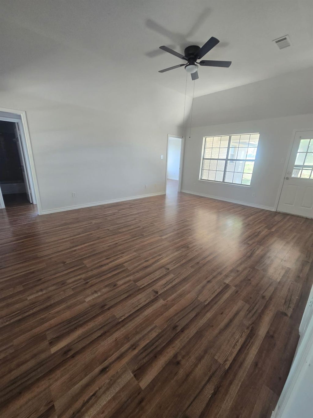 Photo of 1019 San Jacinto ST, Lockhart, TX 78644 (MLS # 1628428)