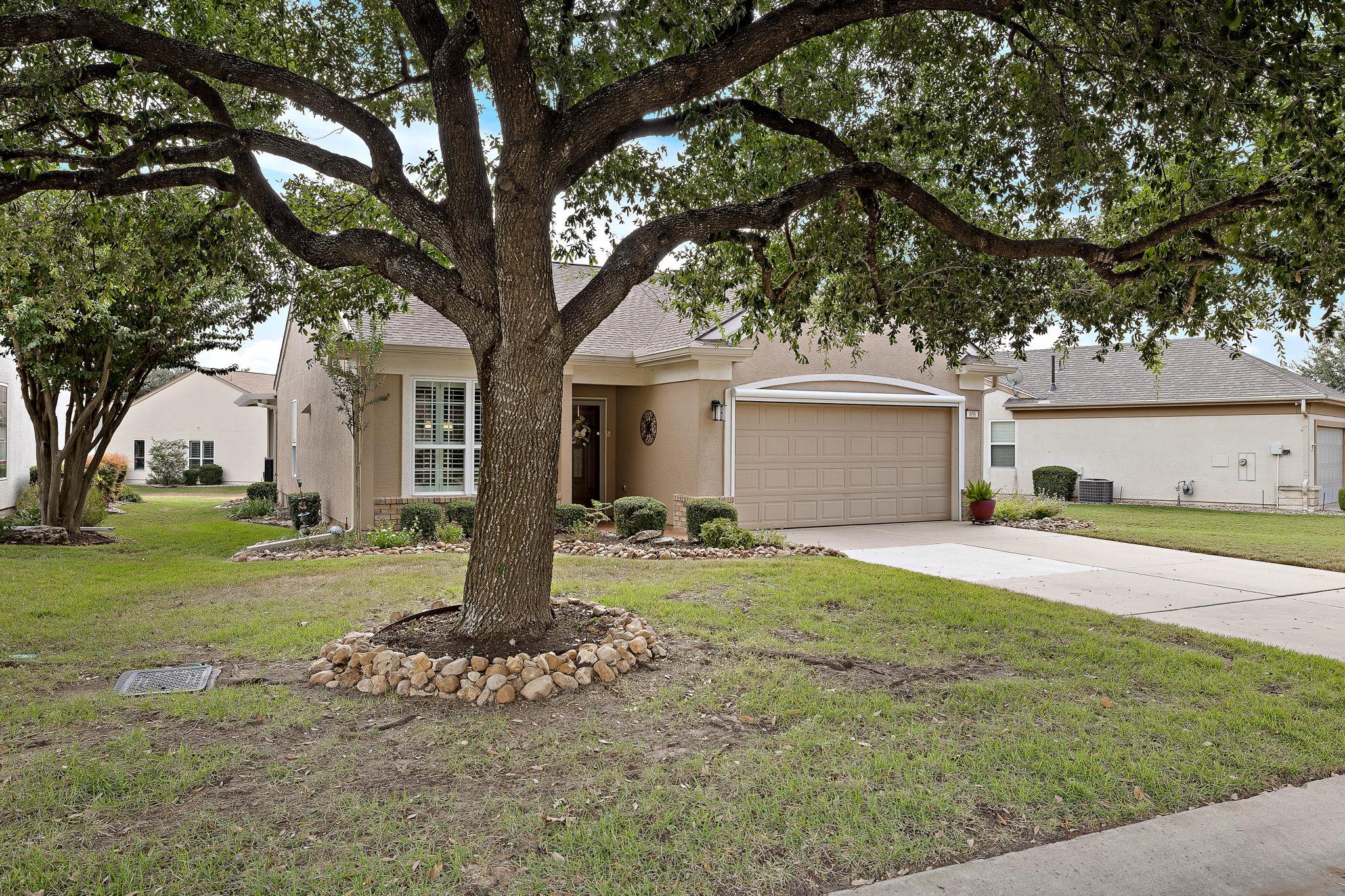 406 Sundance LN