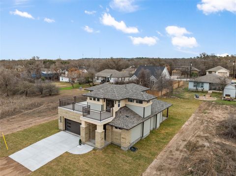 144 Waimanalo LN Bastrop TX 78602