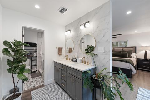 Tiny photo for 7402 Sevilla DR, Austin, TX 78752 (MLS # 3049043)