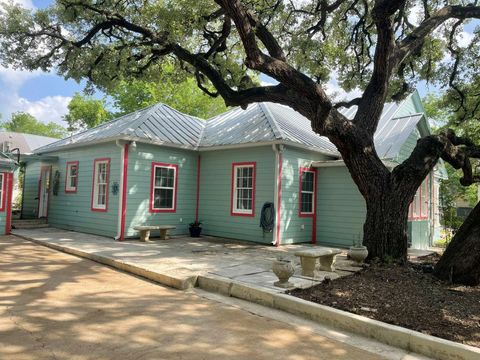 Tiny photo for 818 Harris Ave, Austin, TX 78705 (MLS # 5402958)