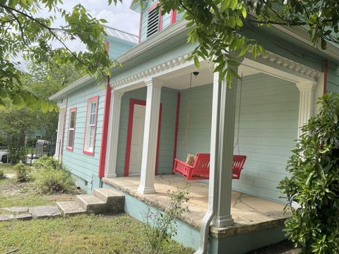 Tiny photo for 818 Harris Ave, Austin, TX 78705 (MLS # 5402958)