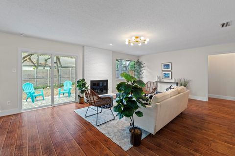 Tiny photo for 2715 Deeringhill DR, Austin, TX 78745 (MLS # 3941238)
