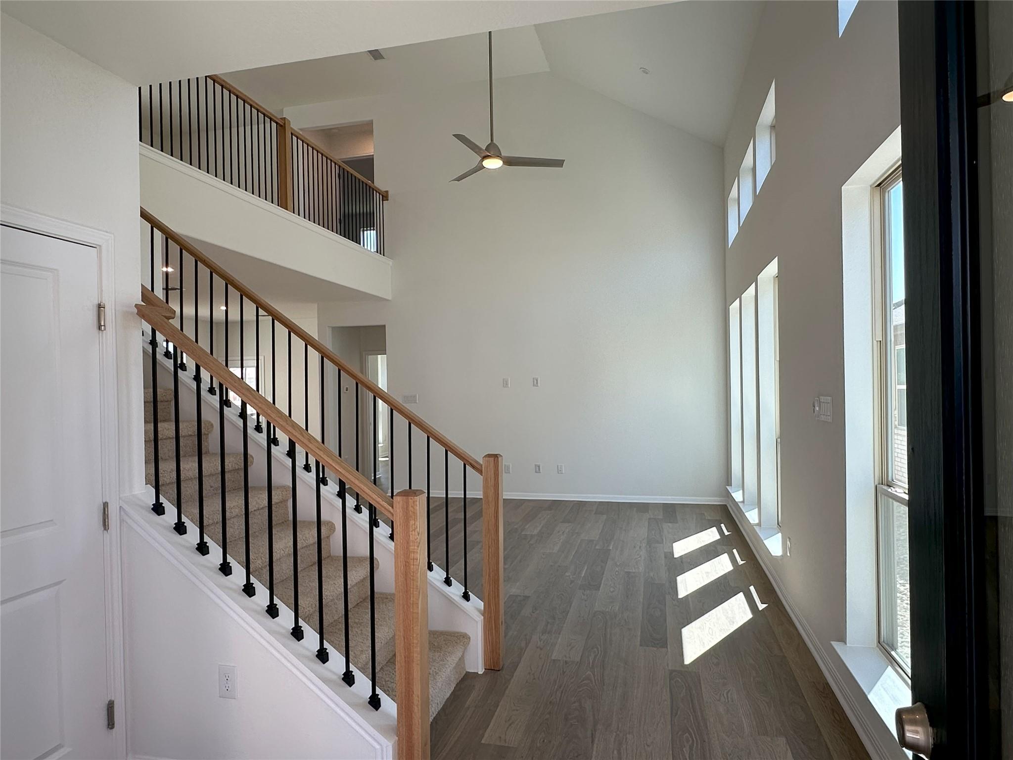 179 White Horses DR