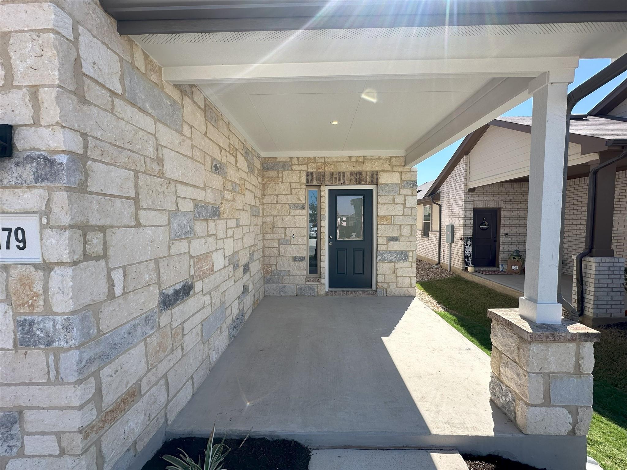179 White Horses DR