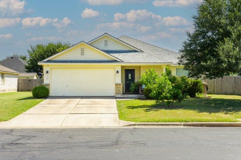 Photo of 310 Bubbling Brook DR, Hutto, TX 78634 (MLS # 3278456)