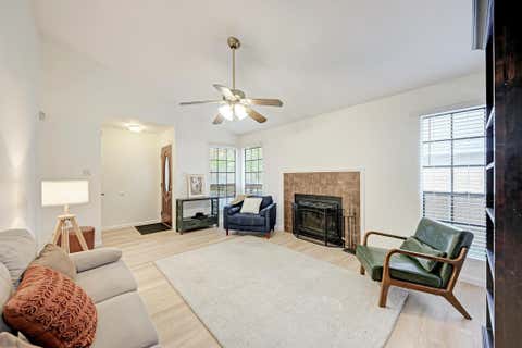 Photo of 8610 Croydon LOOP, Austin, TX 78748 (MLS # 4070491)