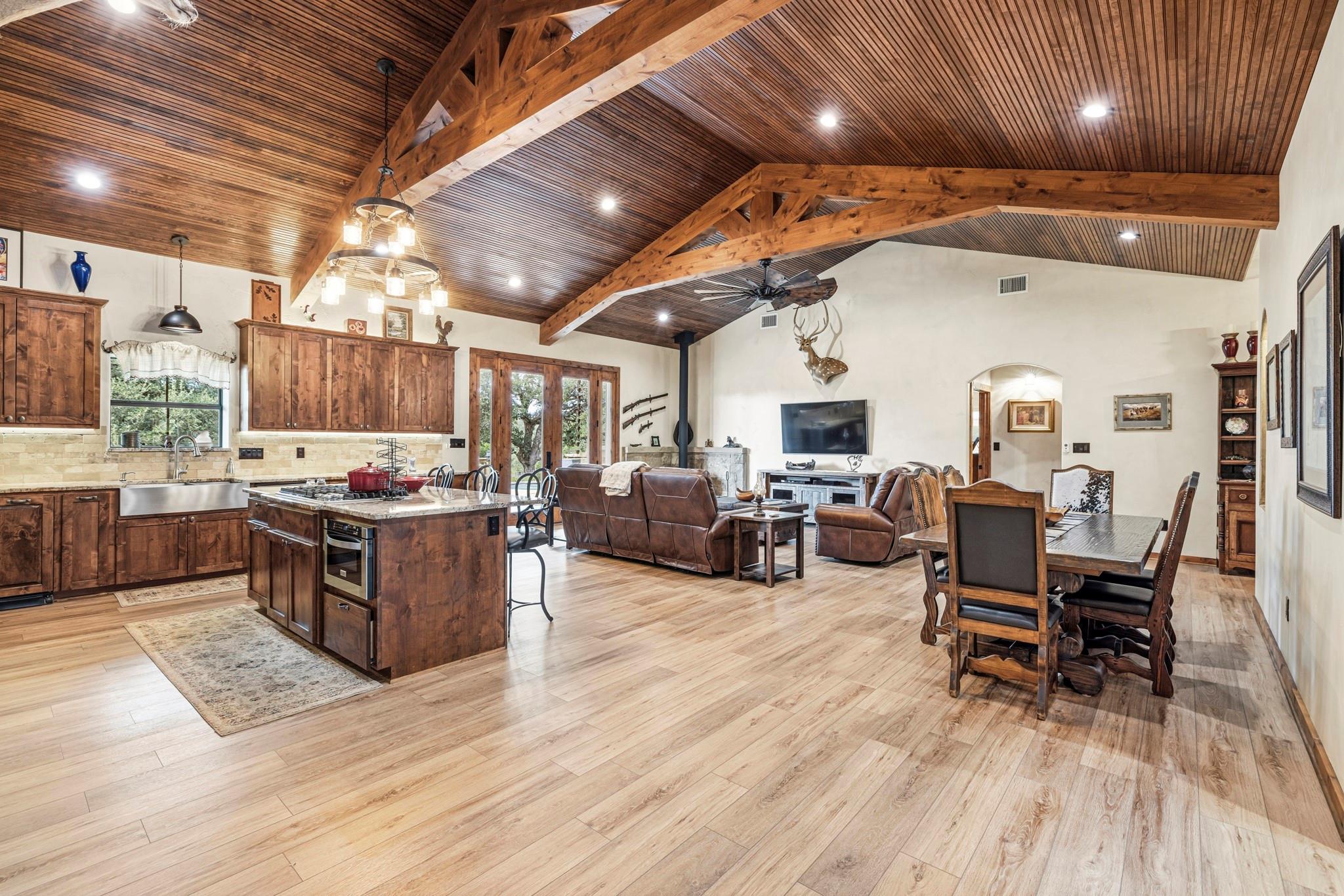 3724 Ranch Road 3347
