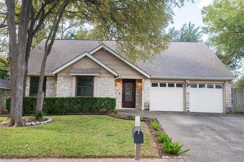 Photo of 4607 Bridlewood DR, Austin, TX 78727 (MLS # 6113090)