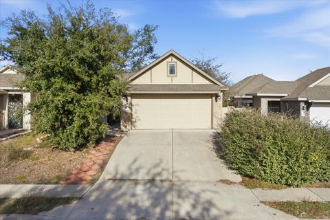 Photo of 514 Nautical LOOP, Kyle, TX 78640 (MLS # 6052434)