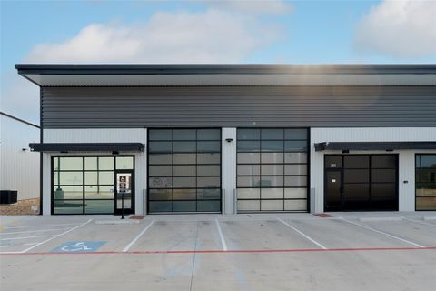 Photo of 19832 Panther DR #301, Pflugerville, TX 78660 (MLS # 9769799)