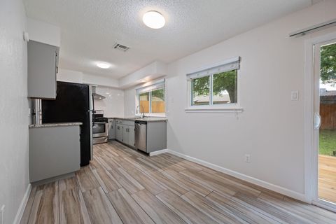 Tiny photo for 8204 Alcorn CIR, Austin, TX 78748 (MLS # 3256676)