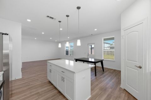 Tiny photo for 5408 Mars LN, Austin, TX 78724 (MLS # 6267886)