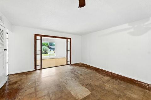 Tiny photo for 2200 Cadiz CIR, Austin, TX 78741 (MLS # 1452294)