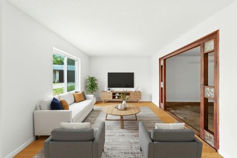 Photo of 2200 Cadiz CIR, Austin, TX 78741 (MLS # 1452294)