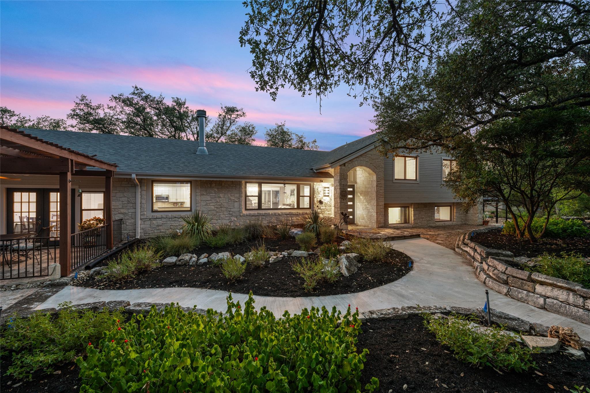 4500 Poteau CIR