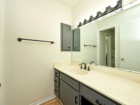 Tiny photo for 100 Lido CIR #A1, Lakeway, TX 78734 (MLS # 3716649)