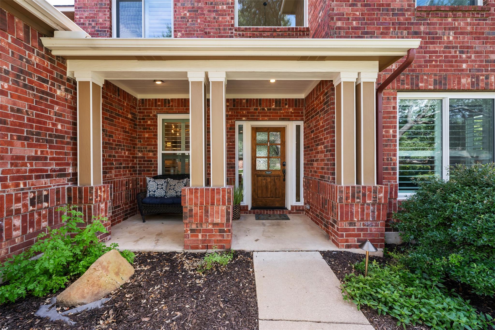 2801 Bluejay DR