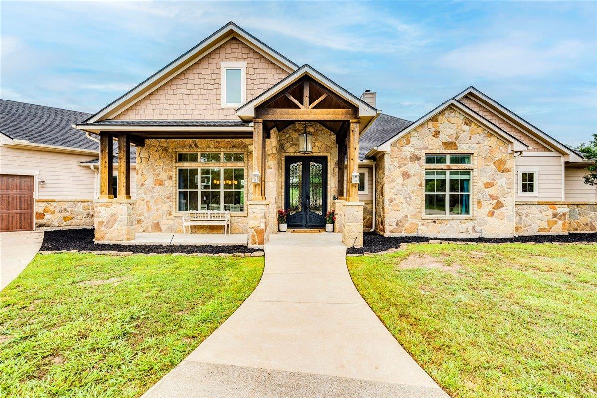 1006 Lone Star DR