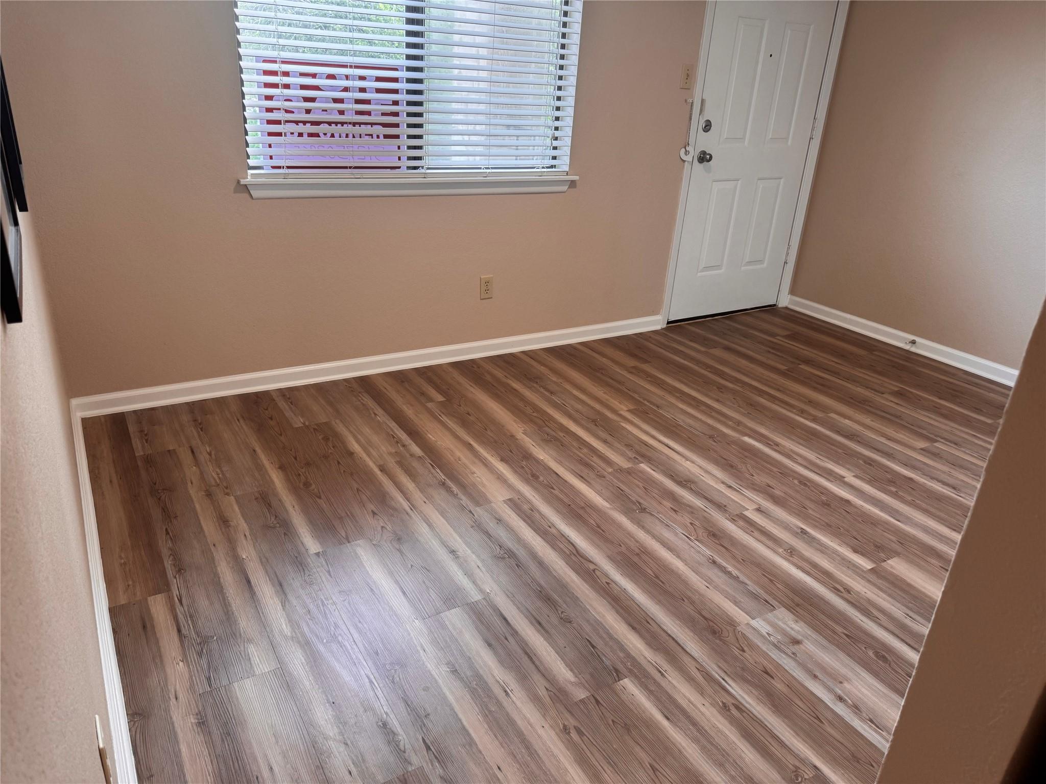 1256 Cougar DR 6