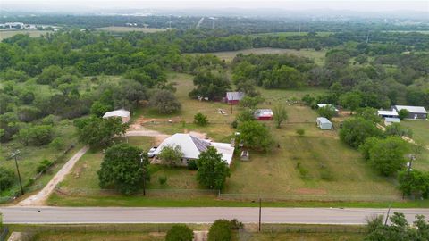 7866 County Road 404 Spicewood TX 78669