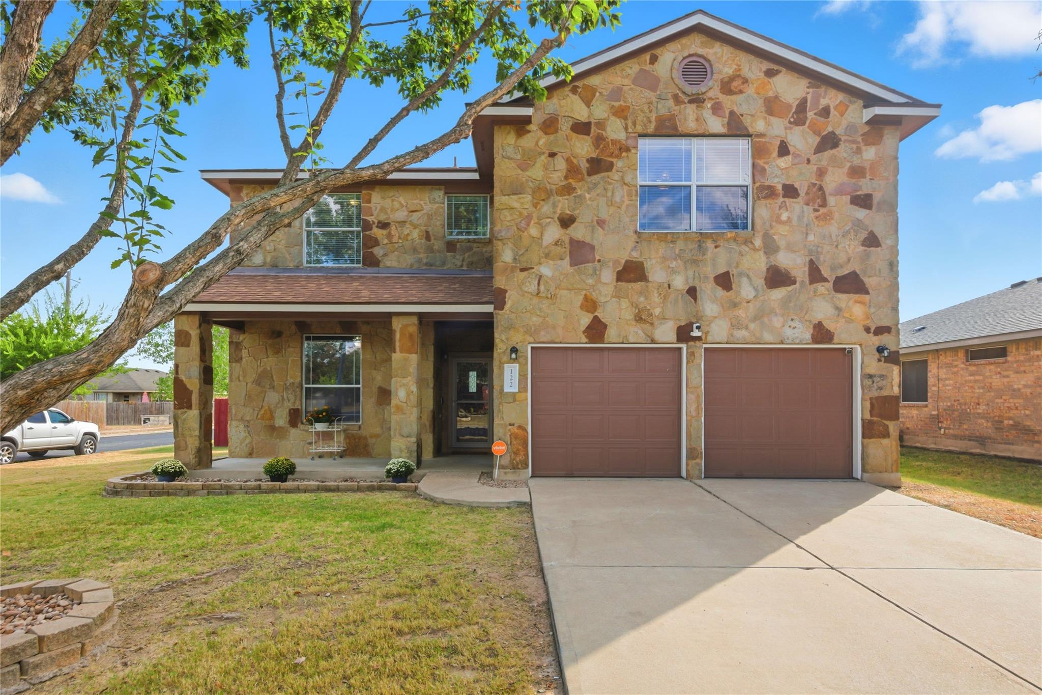 122 Mossy Rock CV