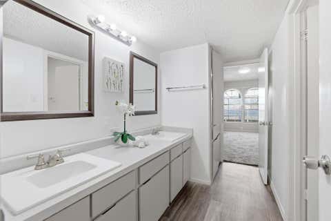 Tiny photo for 101 E 33rd ST #208, Austin, TX 78705 (MLS # 8203125)