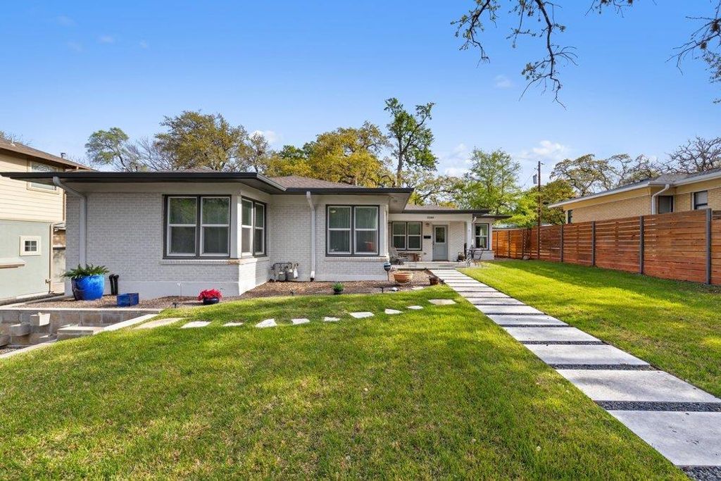 Photo of 3310 Enfield RD, Austin, TX 78703 (MLS # 8803728)