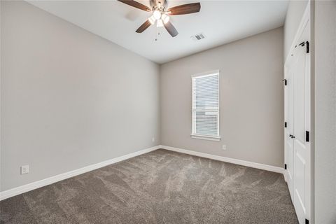 Tiny photo for 21434 Lakefront DR, Lago Vista, TX 78645 (MLS # 7935660)