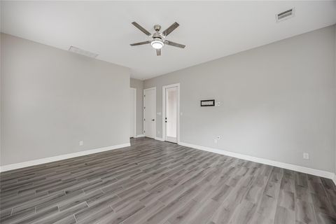 Tiny photo for 21434 Lakefront DR, Lago Vista, TX 78645 (MLS # 7935660)