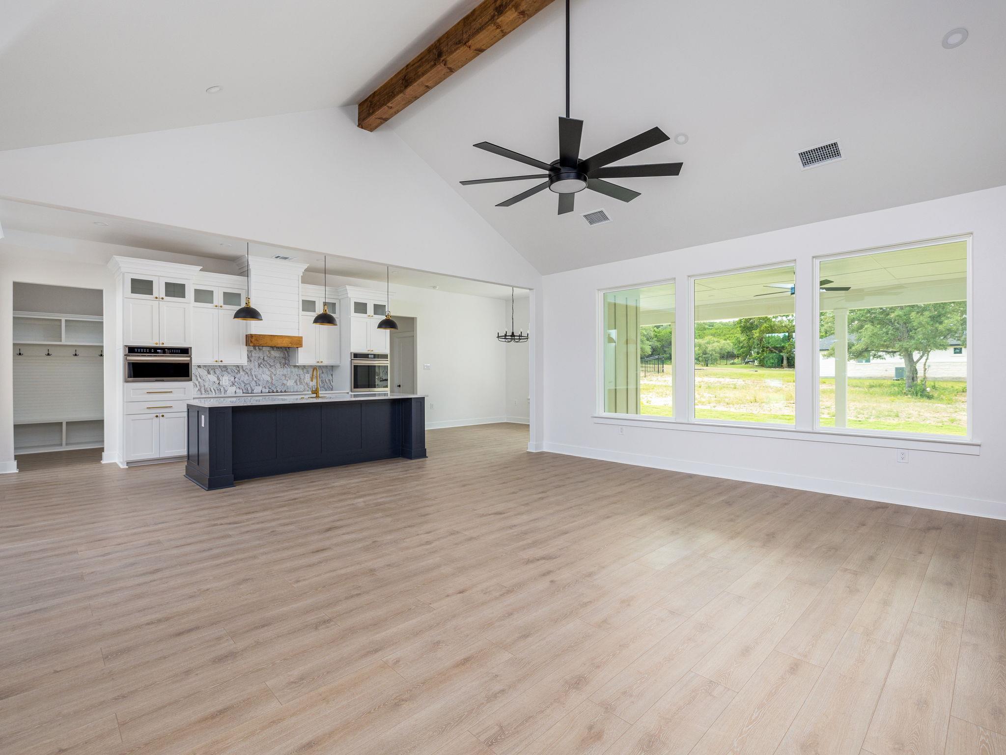 811 County Road 200