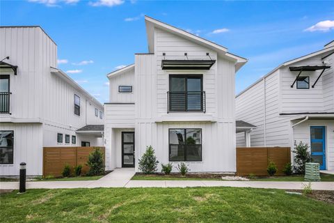 7601 Cooper LN 25 Austin TX 78745