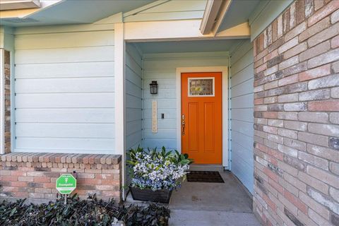 Tiny photo for 11636 Parkfield DR, Austin, TX 78758 (MLS # 4869311)