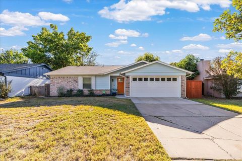 Tiny photo for 11636 Parkfield DR, Austin, TX 78758 (MLS # 4869311)