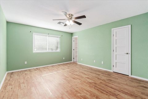 Tiny photo for 11636 Parkfield DR, Austin, TX 78758 (MLS # 4869311)