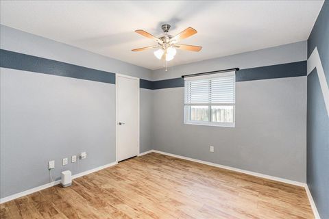 Tiny photo for 11636 Parkfield DR, Austin, TX 78758 (MLS # 4869311)