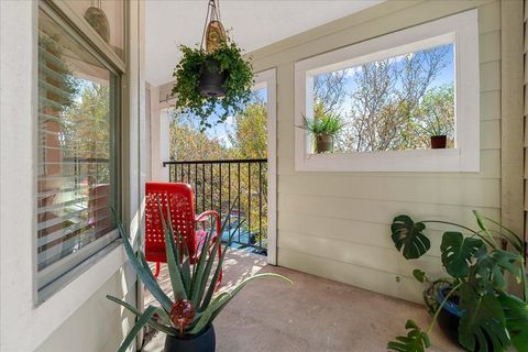 Photo of 2104 Cullen Ave #7-204, Austin, TX 78757 (MLS # 5814428)