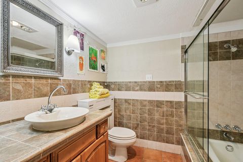 Tiny photo for 138 World Of Tennis SQ, Lakeway, TX 78738 (MLS # 5192675)