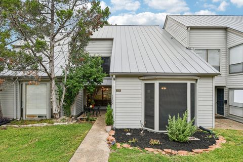 Tiny photo for 138 World Of Tennis SQ, Lakeway, TX 78738 (MLS # 5192675)