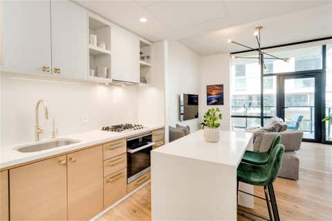 Photo of 70 Rainey ST #1310, Austin, TX 78701 (MLS # 9633078)