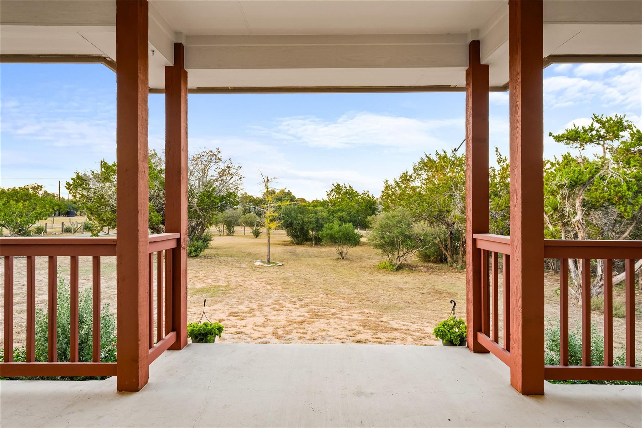 920 Barton Creek DR