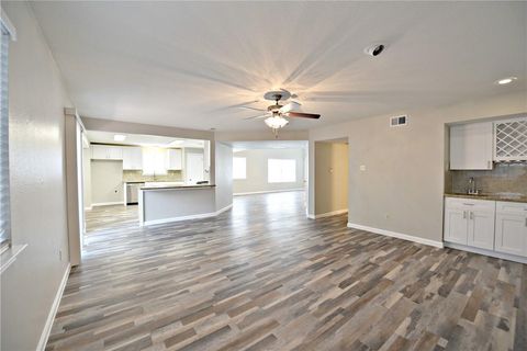 Tiny photo for 13003 Sinton LN, Austin, TX 78729 (MLS # 1888733)