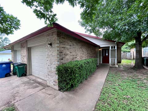 Photo of 2103 Courtney ST #B, Austin, TX 78745 (MLS # 6688044)