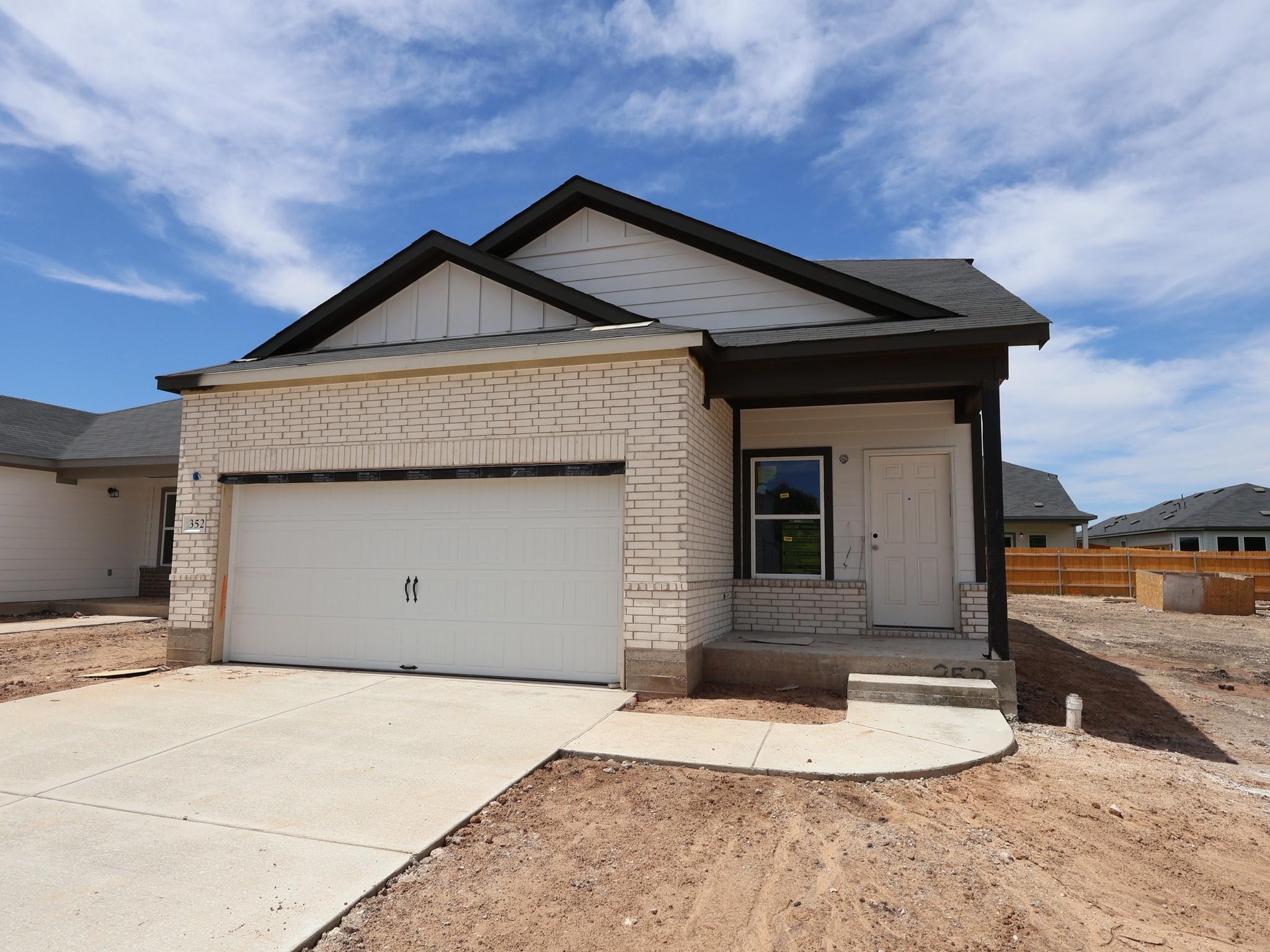 352 Old Stagecoach RD
